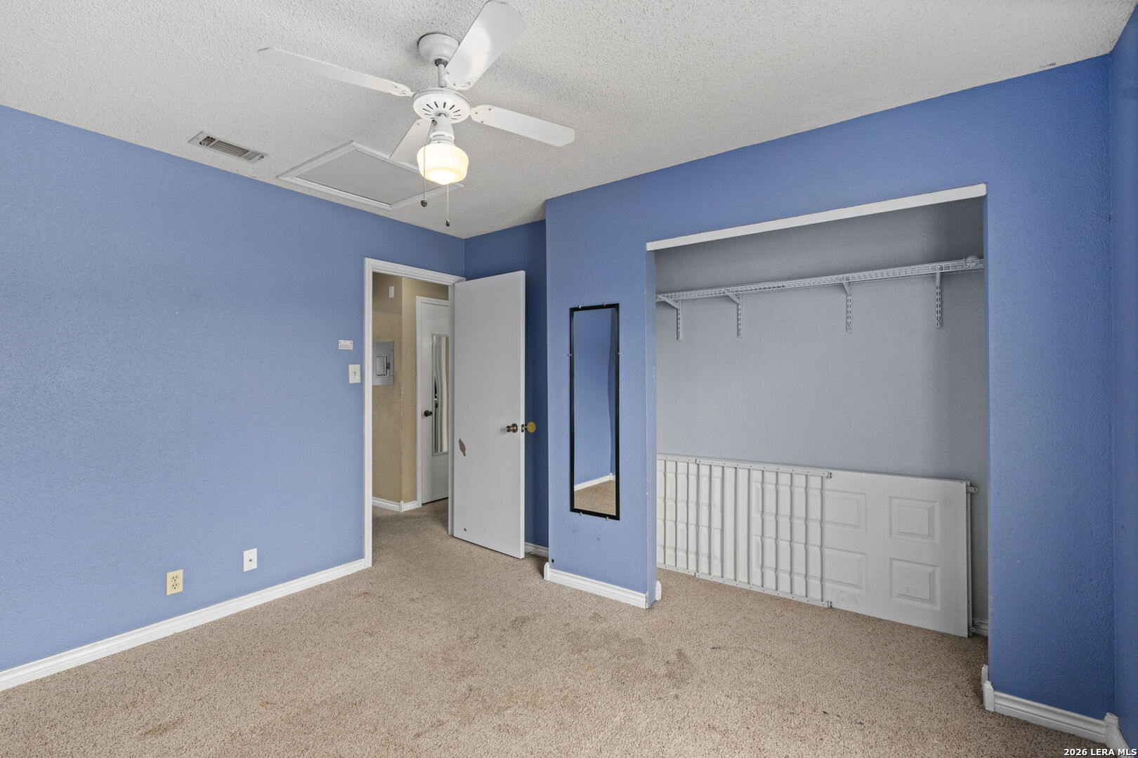 4949 Hamilton Wolfe 4101