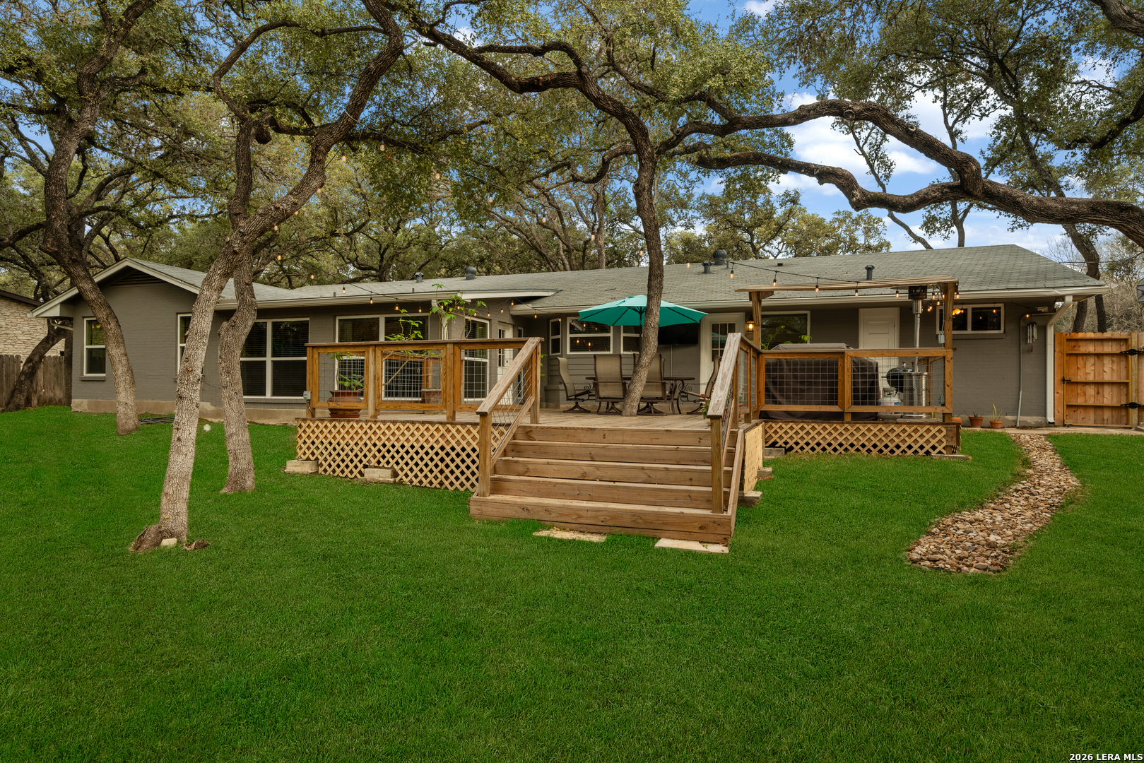 207 Zornia Dr.