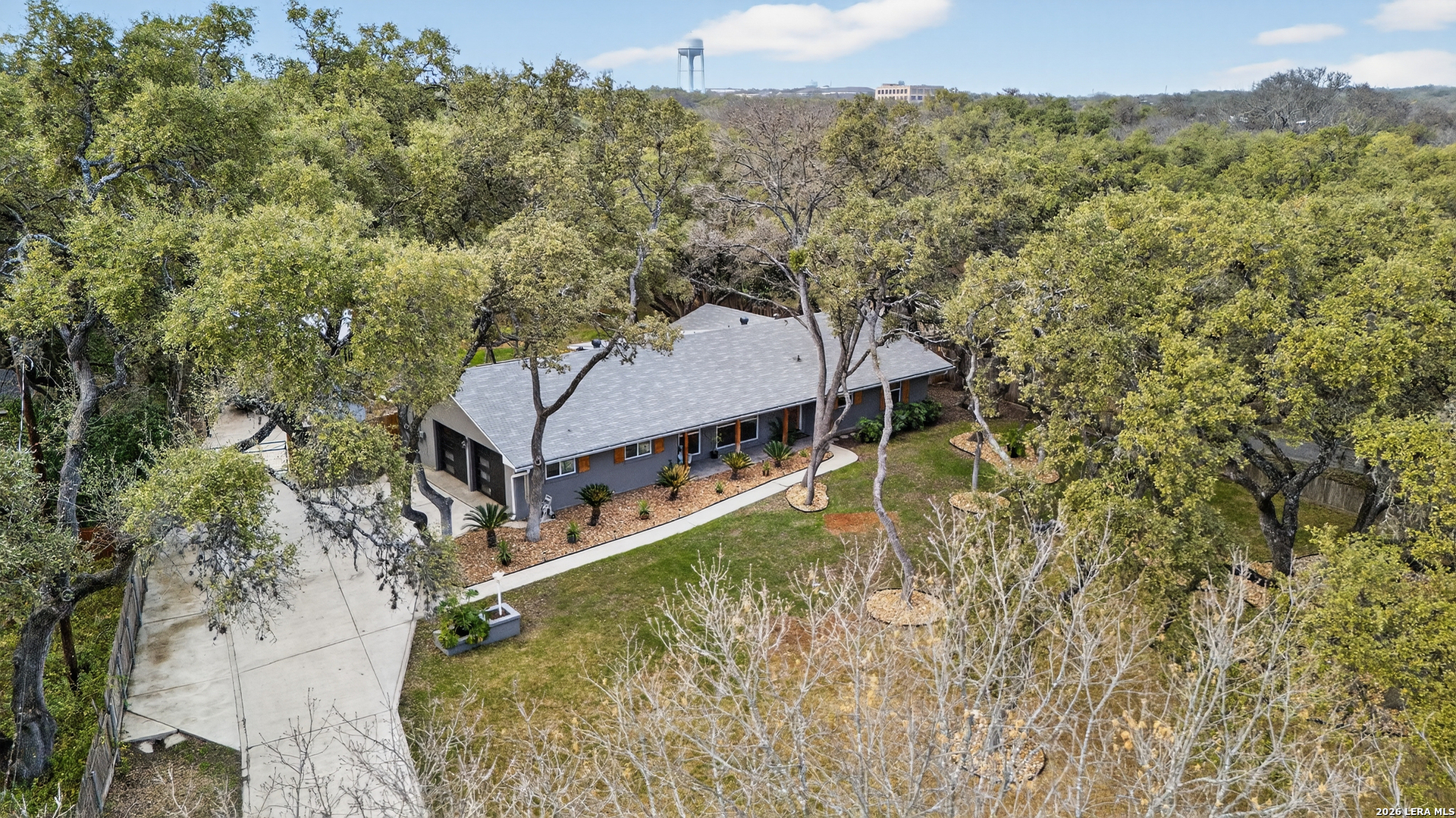 207 Zornia Dr.