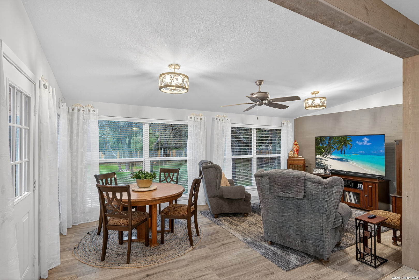 207 Zornia Dr.