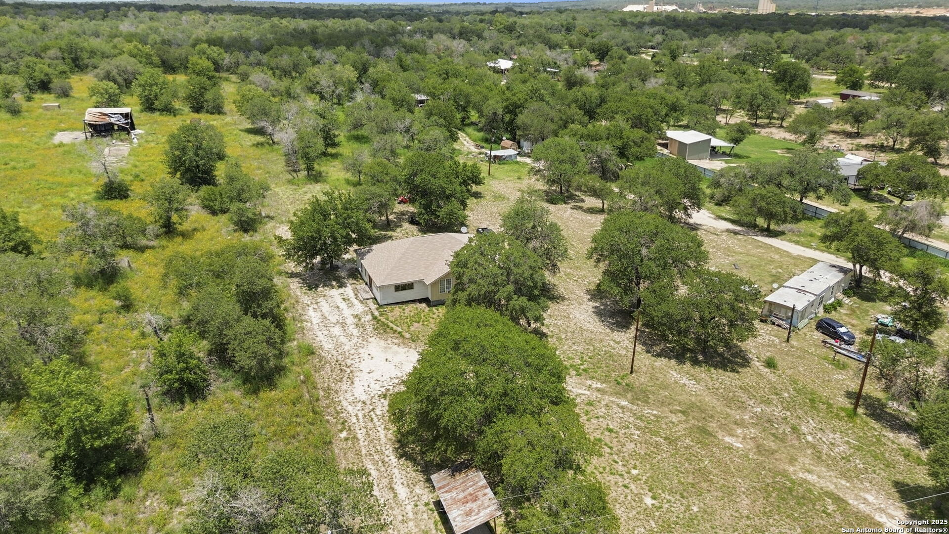 551 Peaceful Ln