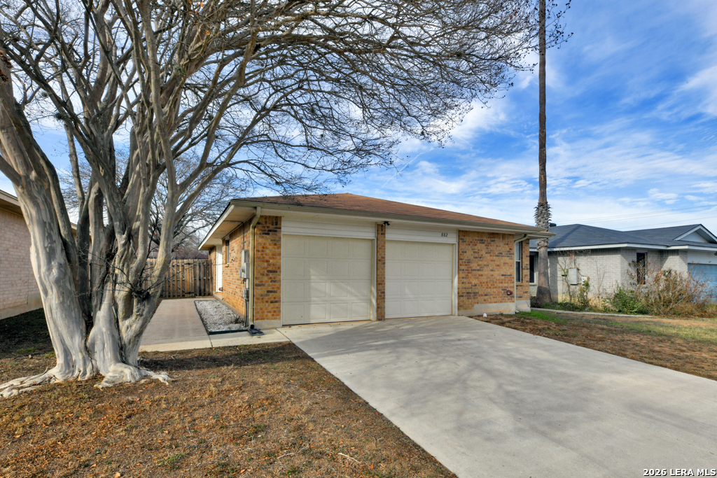 882 Garden Circle