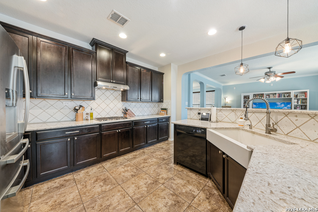 13046 Stags Leap