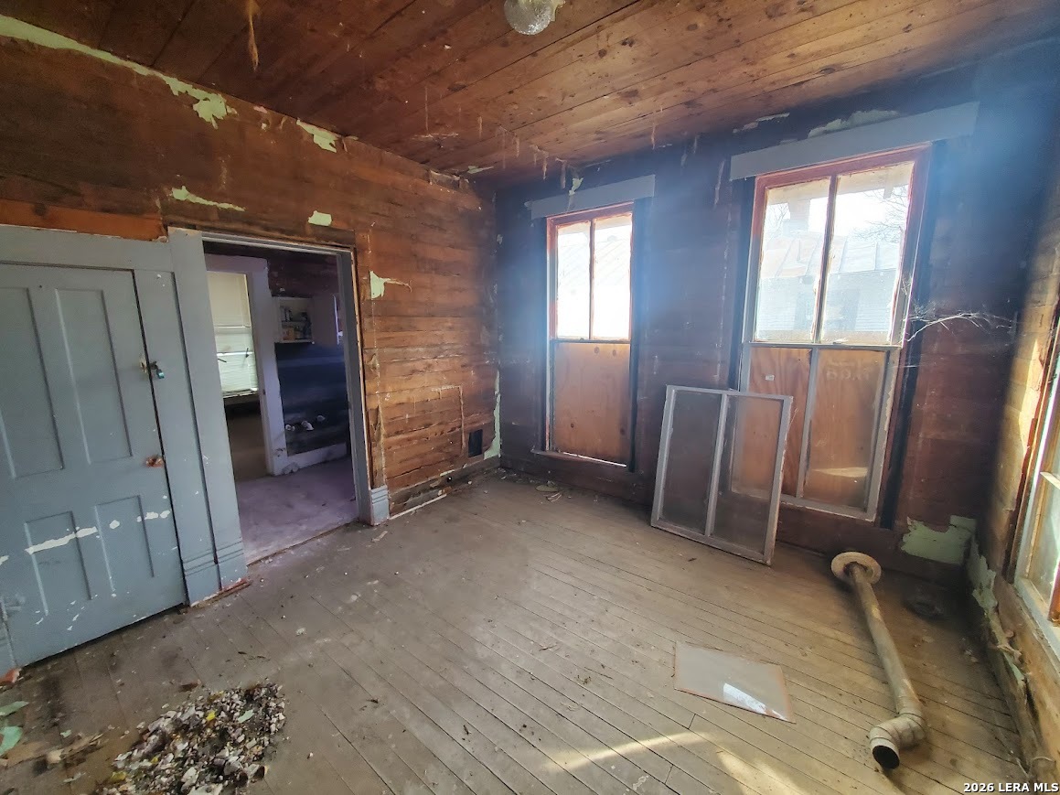 311 S Monumental Street