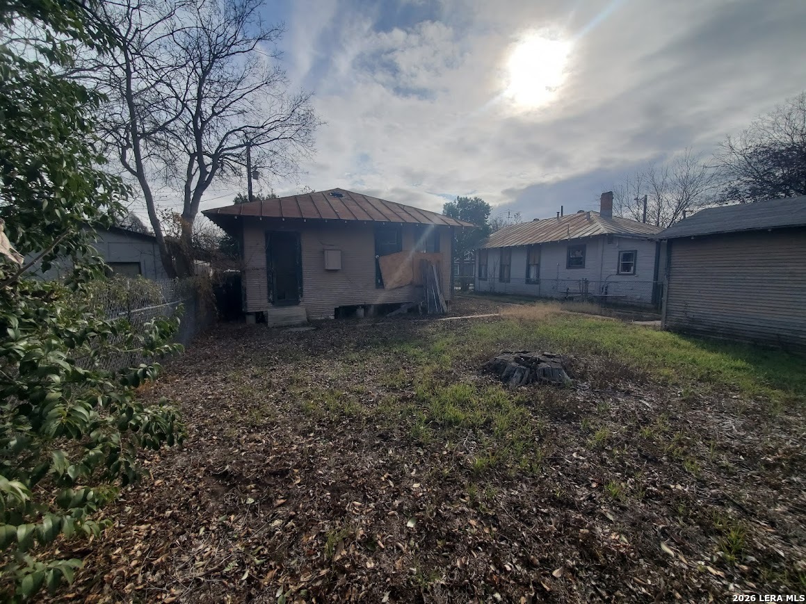 311 S Monumental Street