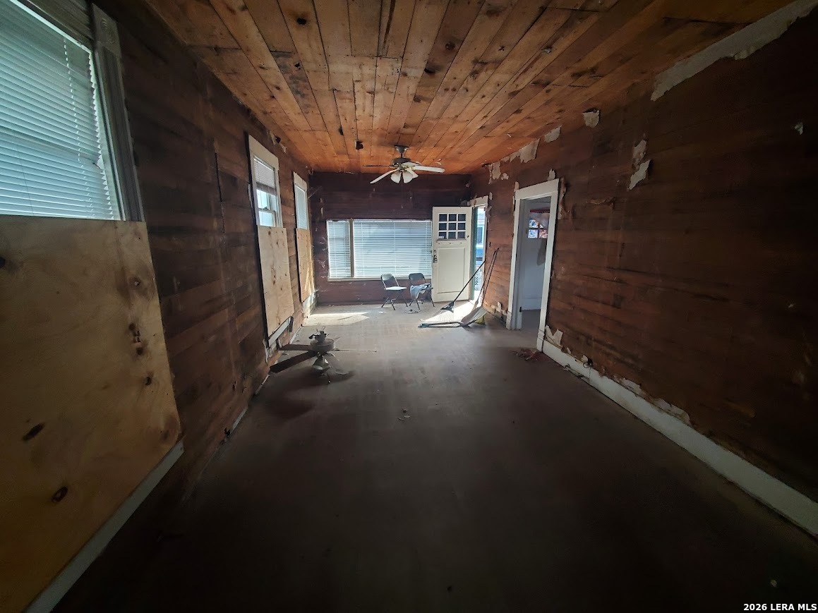 311 S Monumental Street