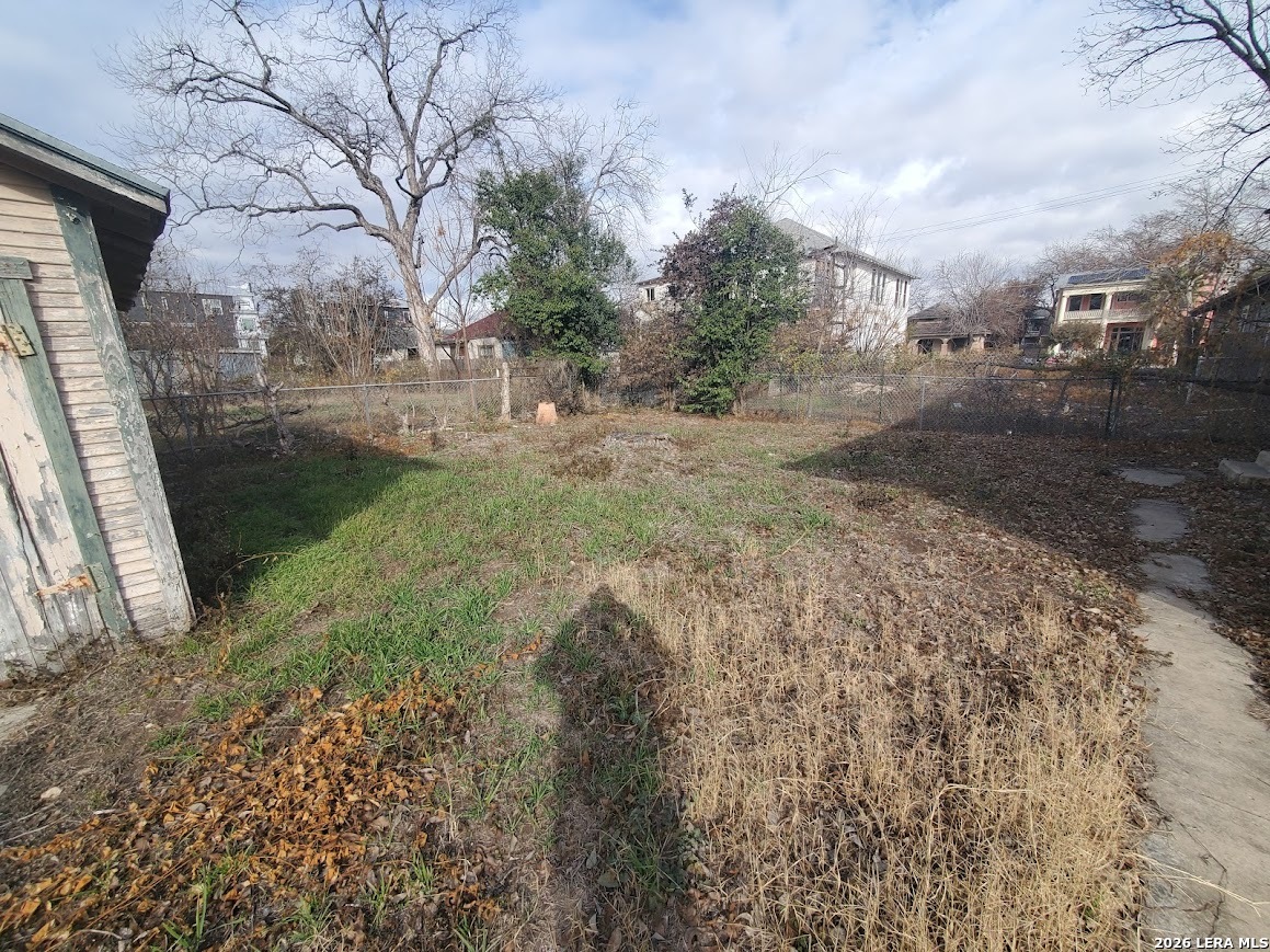 311 S Monumental Street