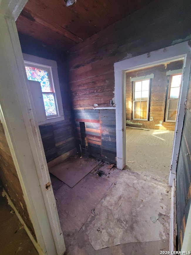 311 S Monumental Street