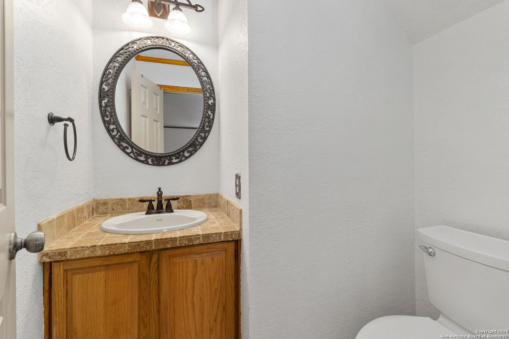 6311 Regency Ct