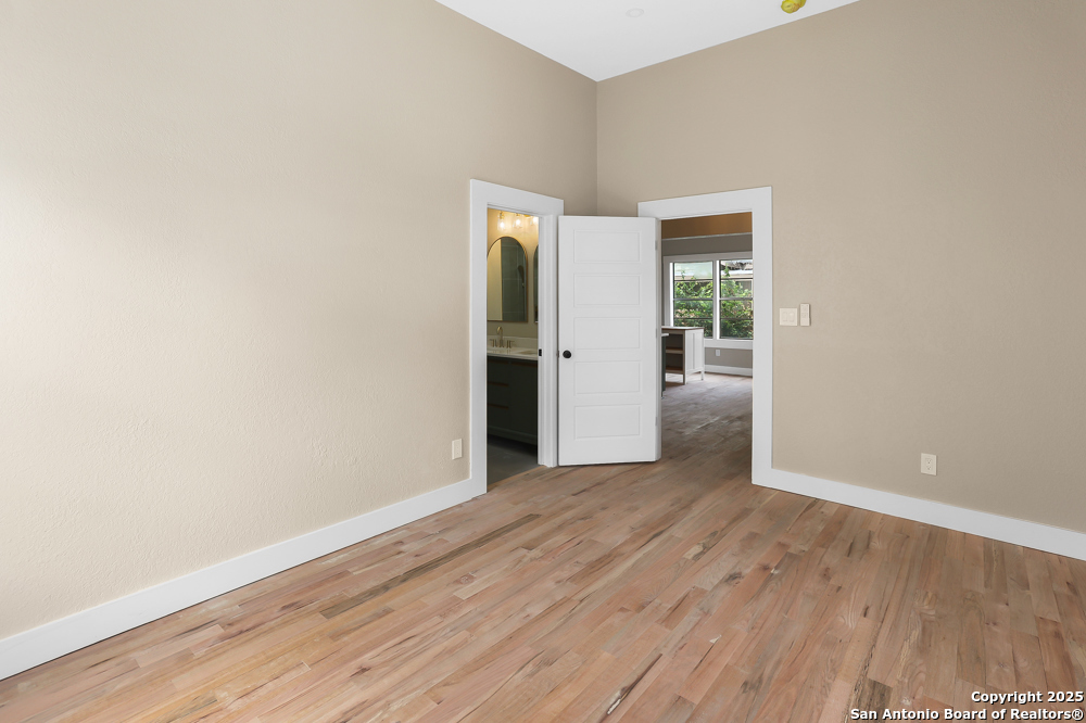 926 Nolan St