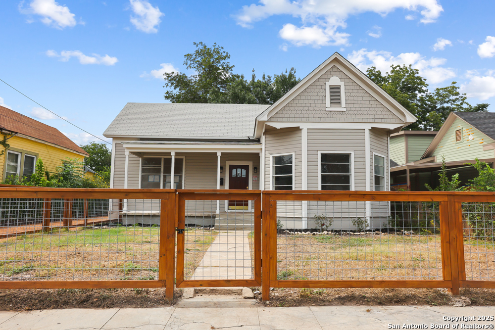 926 Nolan St