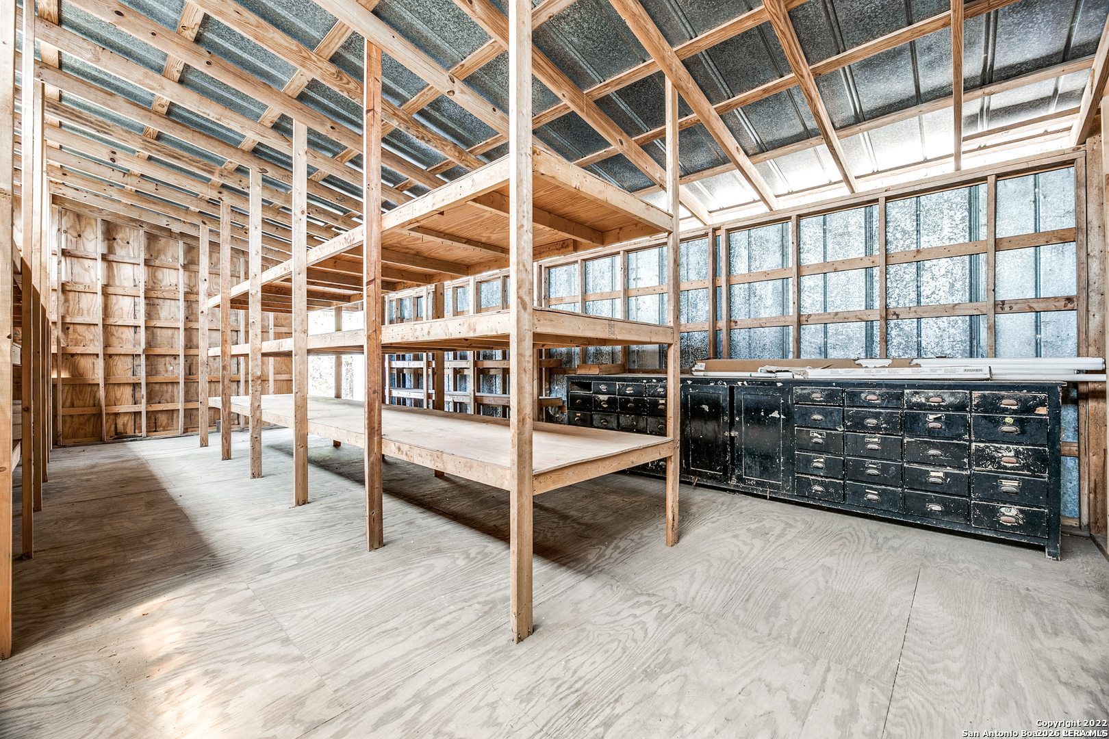 2844 Hidden Valley Rd