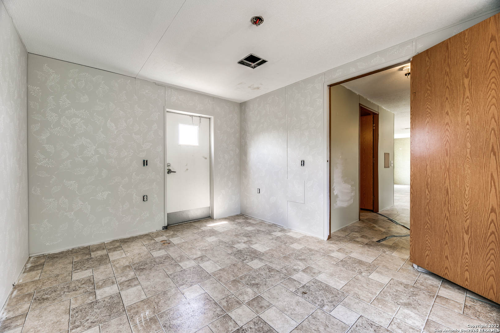 2844 Hidden Valley Rd