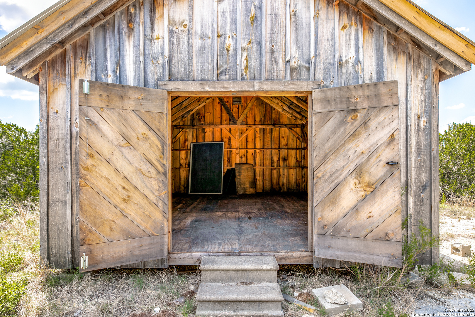 2844 Hidden Valley Rd