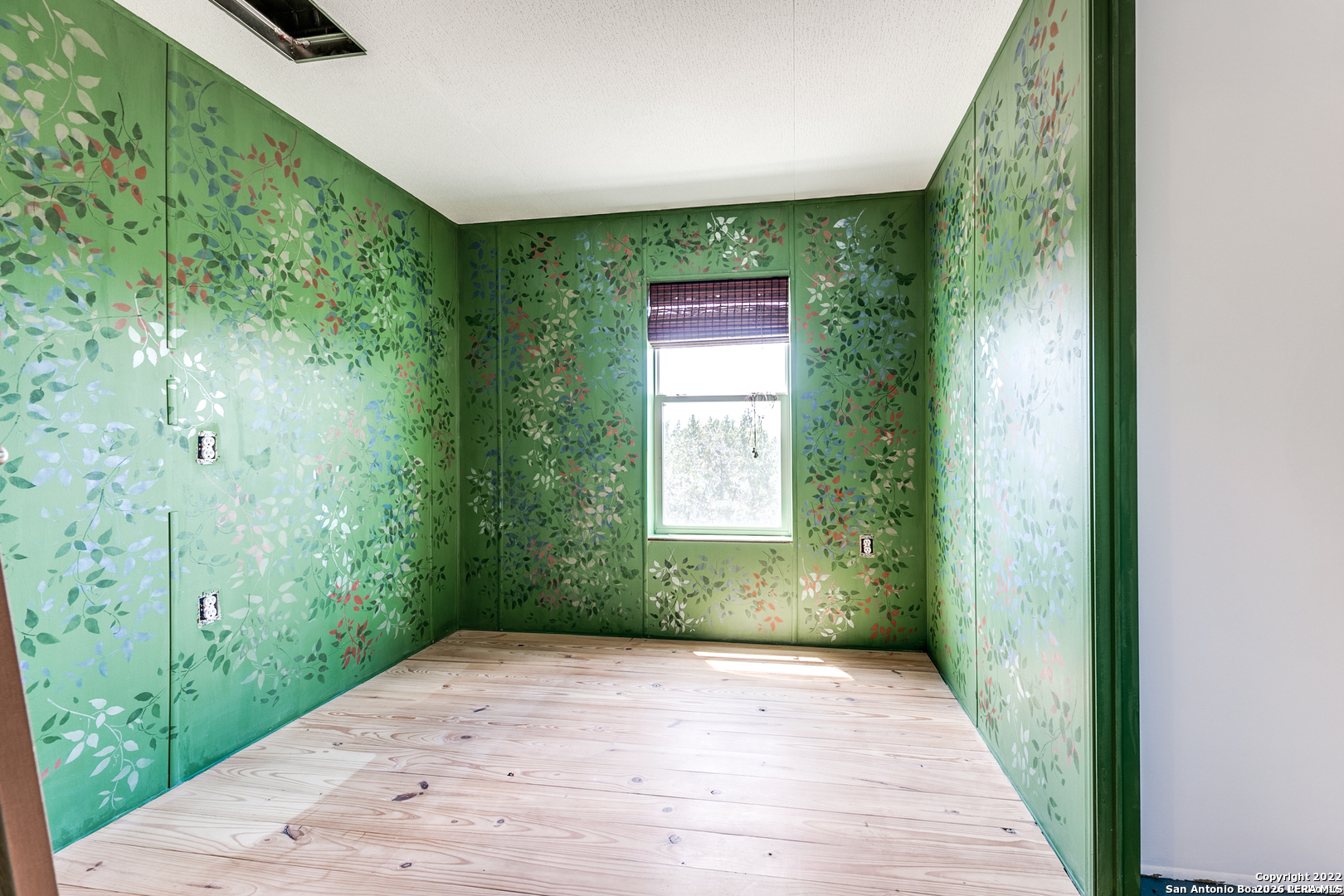 2844 Hidden Valley Rd