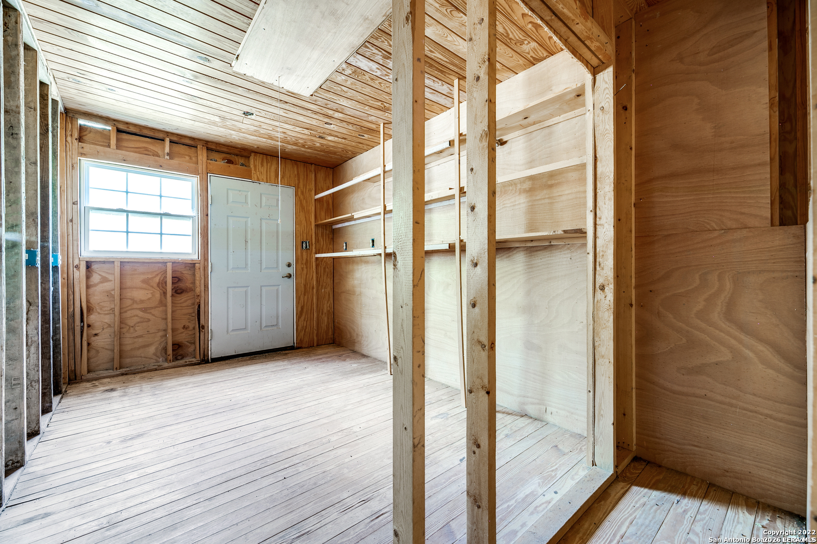 2844 Hidden Valley Rd