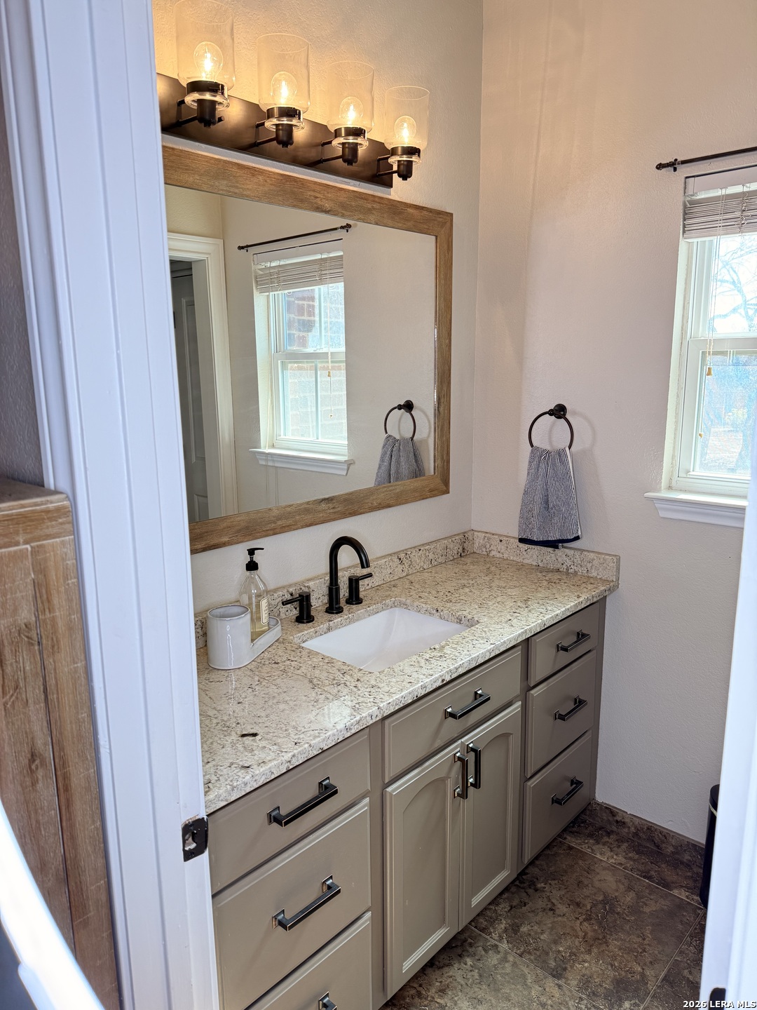 4414 Tamaron Knoll