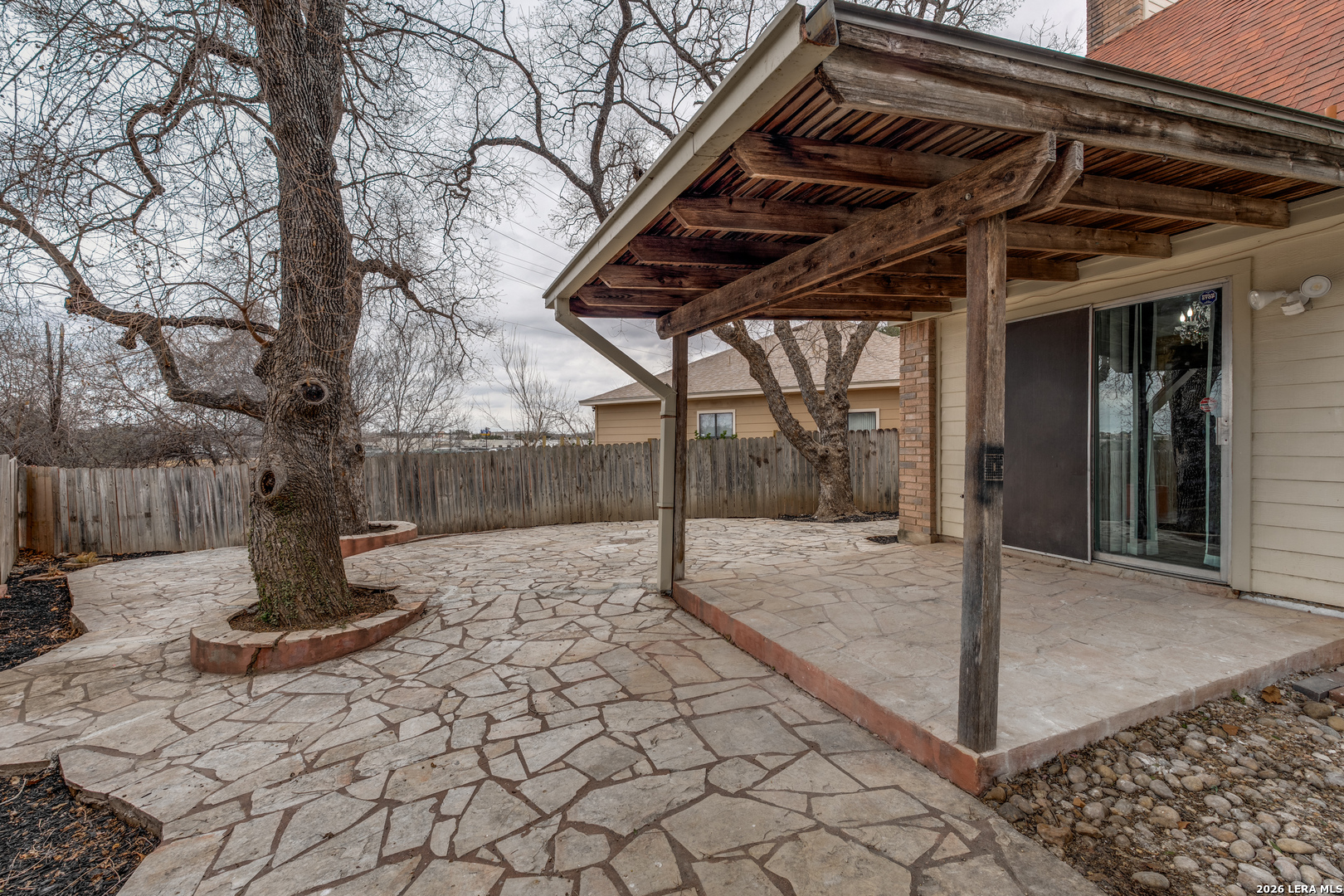 6415 Edinborough