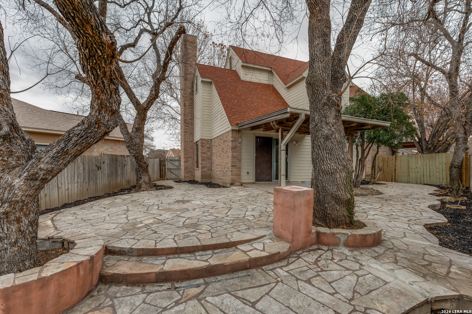 6415 Edinborough