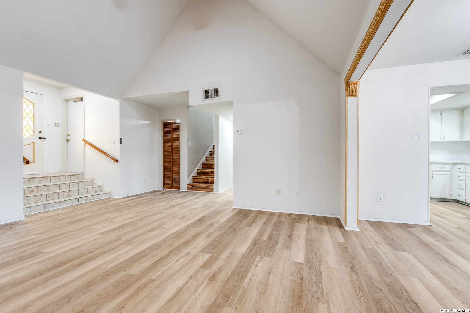 6415 Edinborough