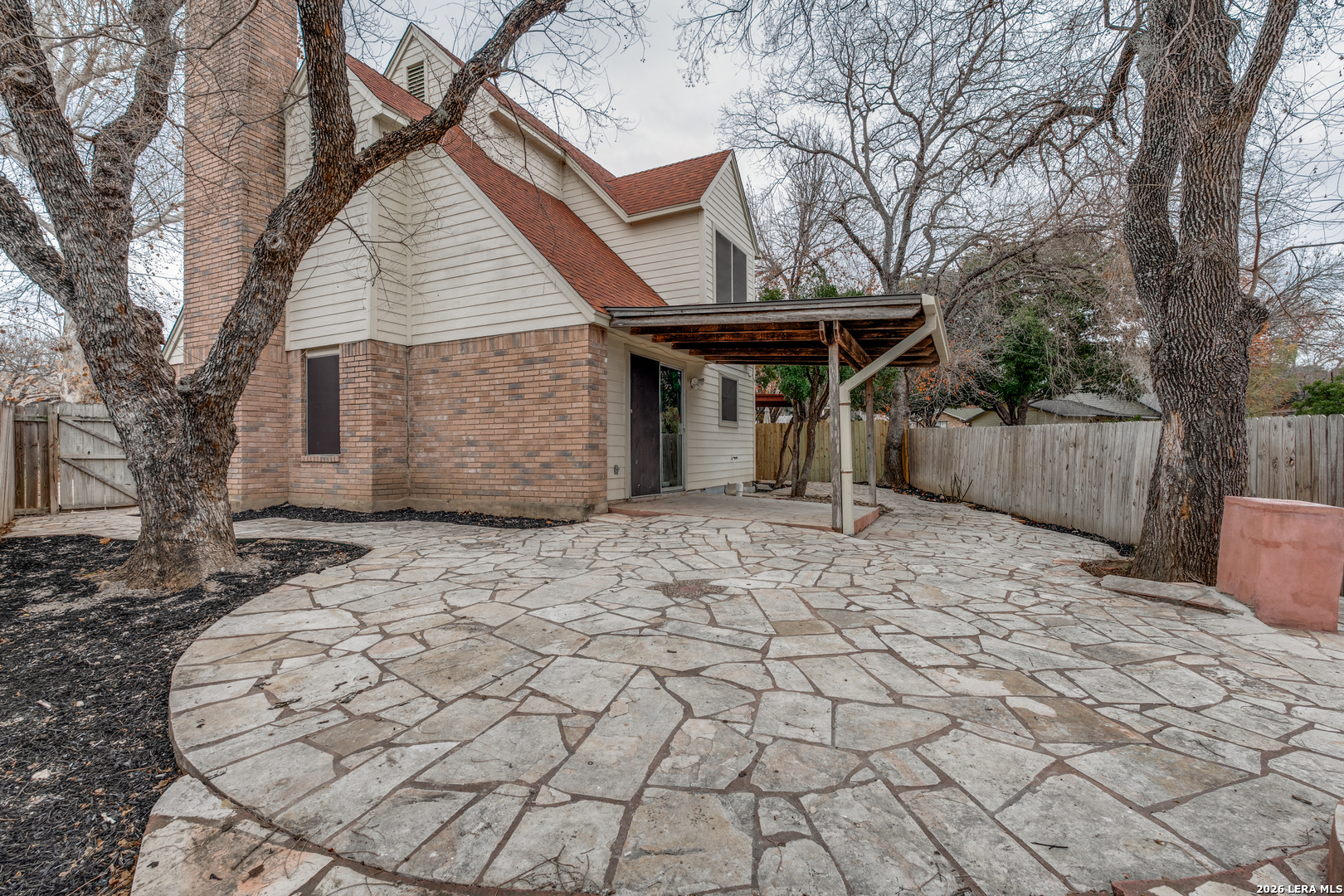 6415 Edinborough