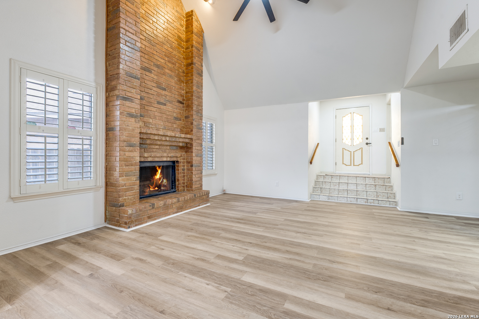 6415 Edinborough