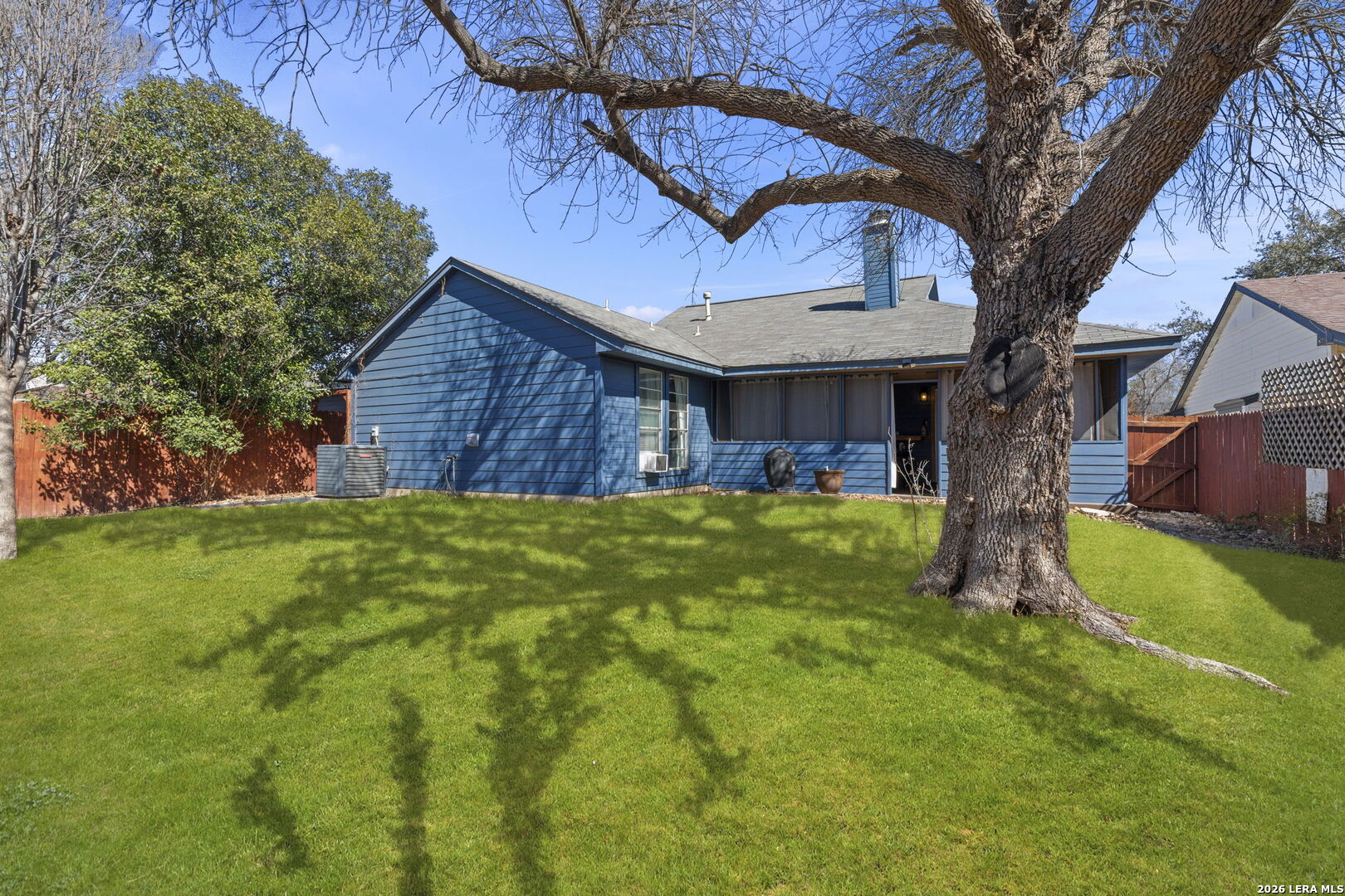 11011 Forest Crown