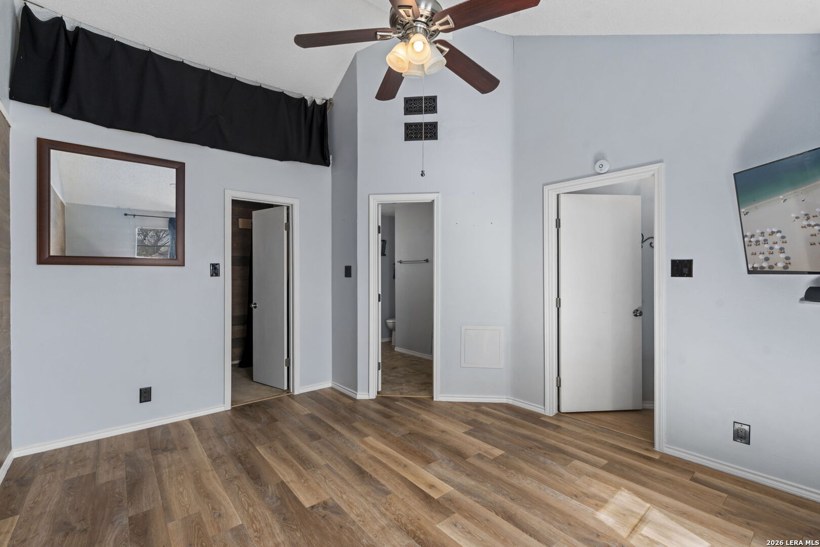 11011 Forest Crown