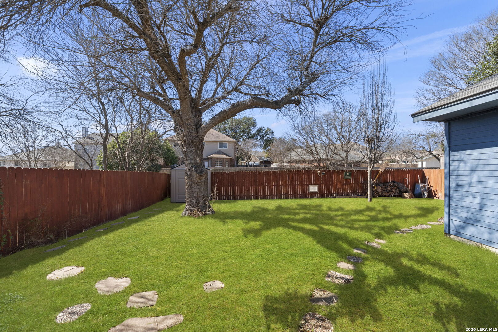 11011 Forest Crown