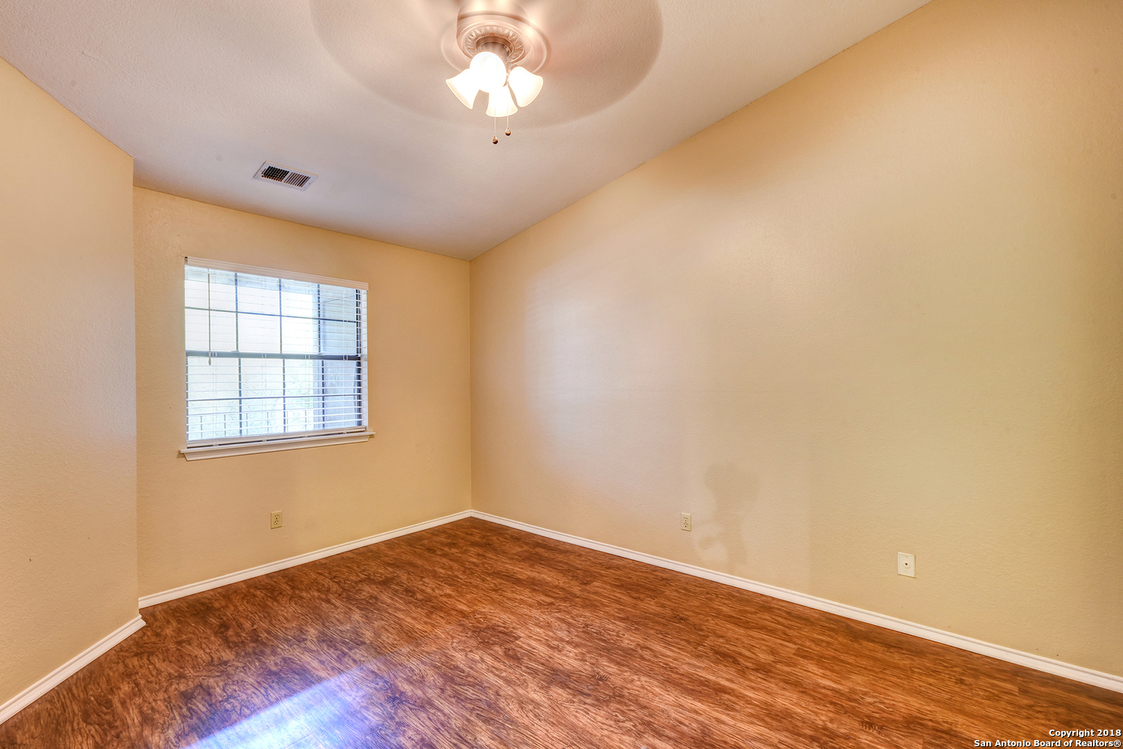 4803 Hamilton Wolfe Rd 916