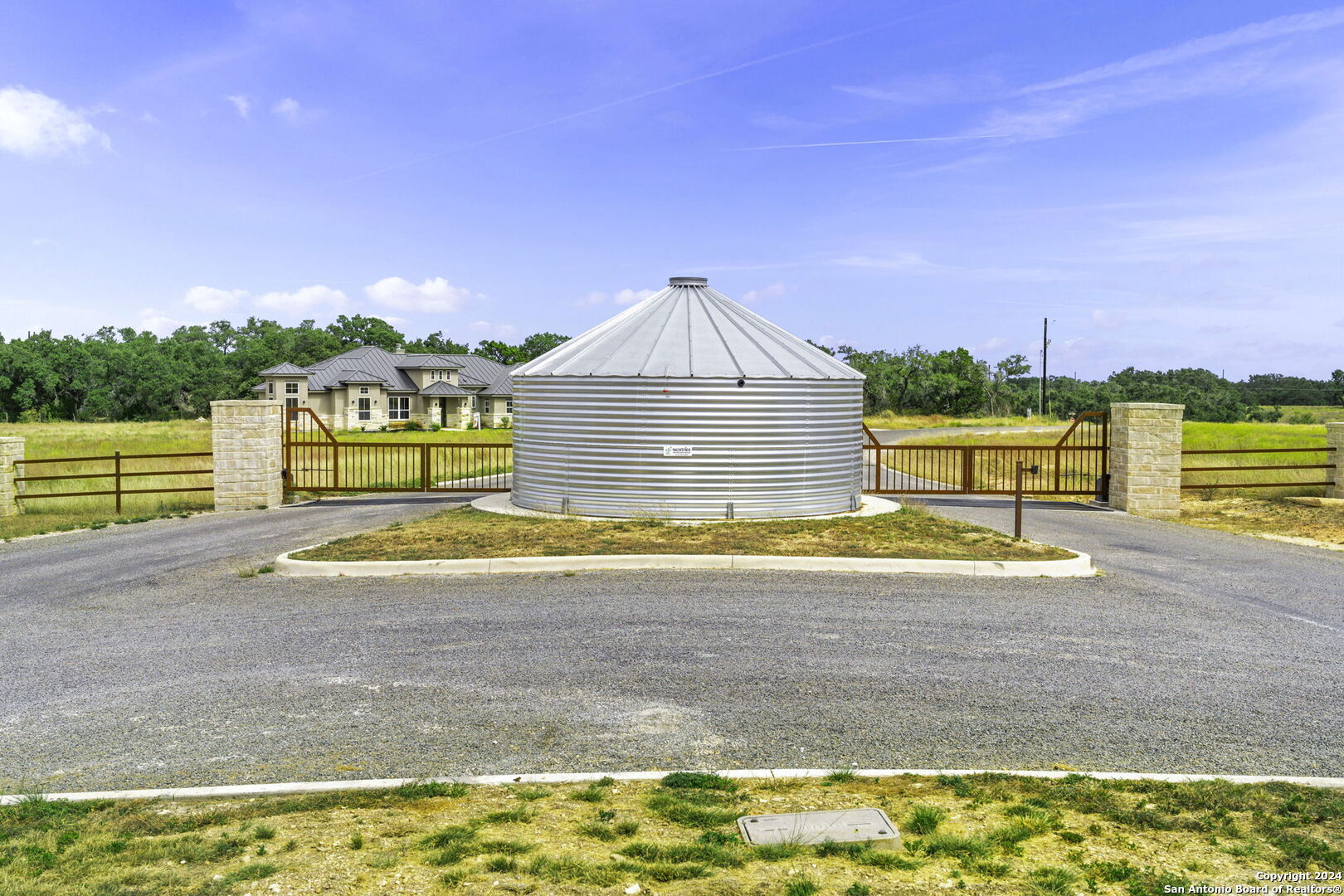 701 Windmill Ridge Dr.