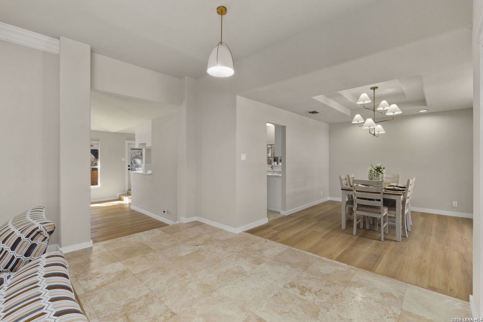 15743 Dawn Crest