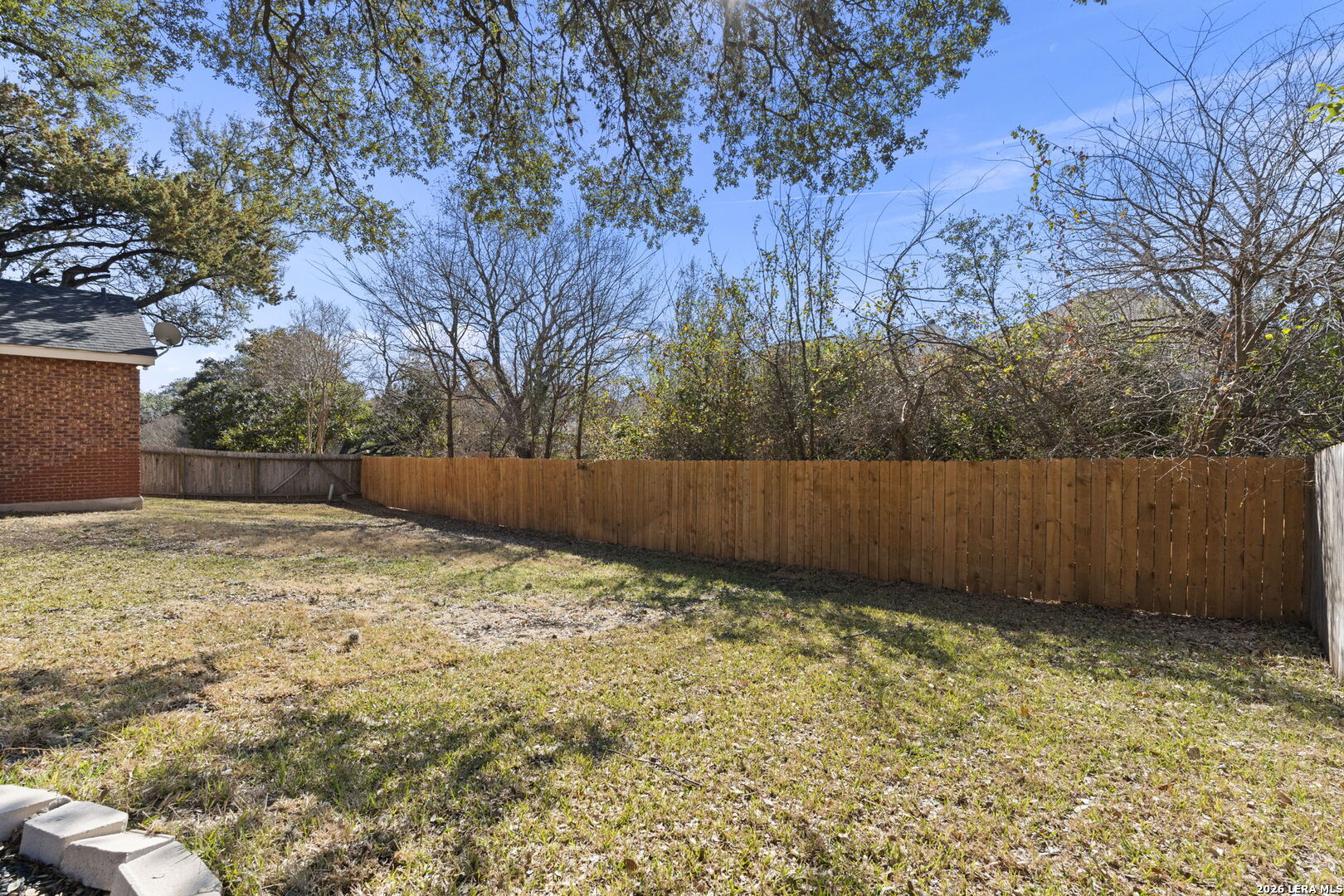 15743 Dawn Crest