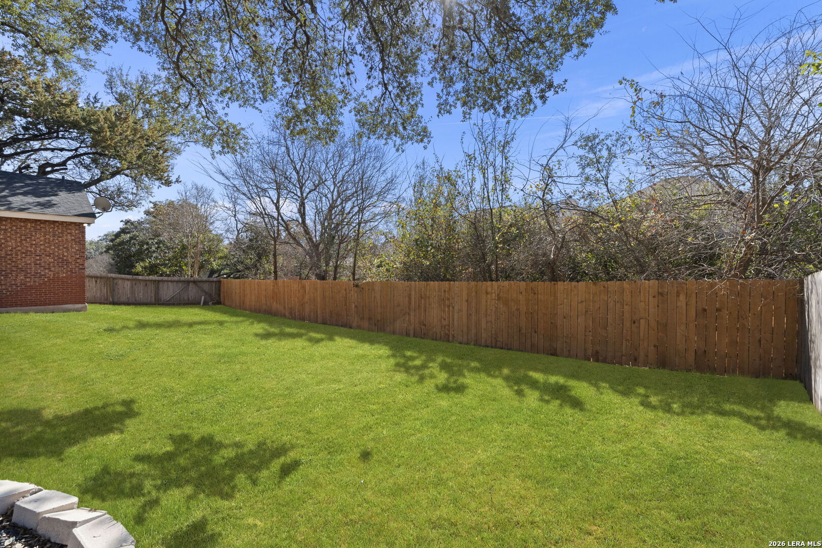 15743 Dawn Crest