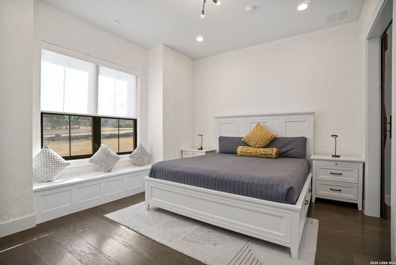 104 Balcones Bend