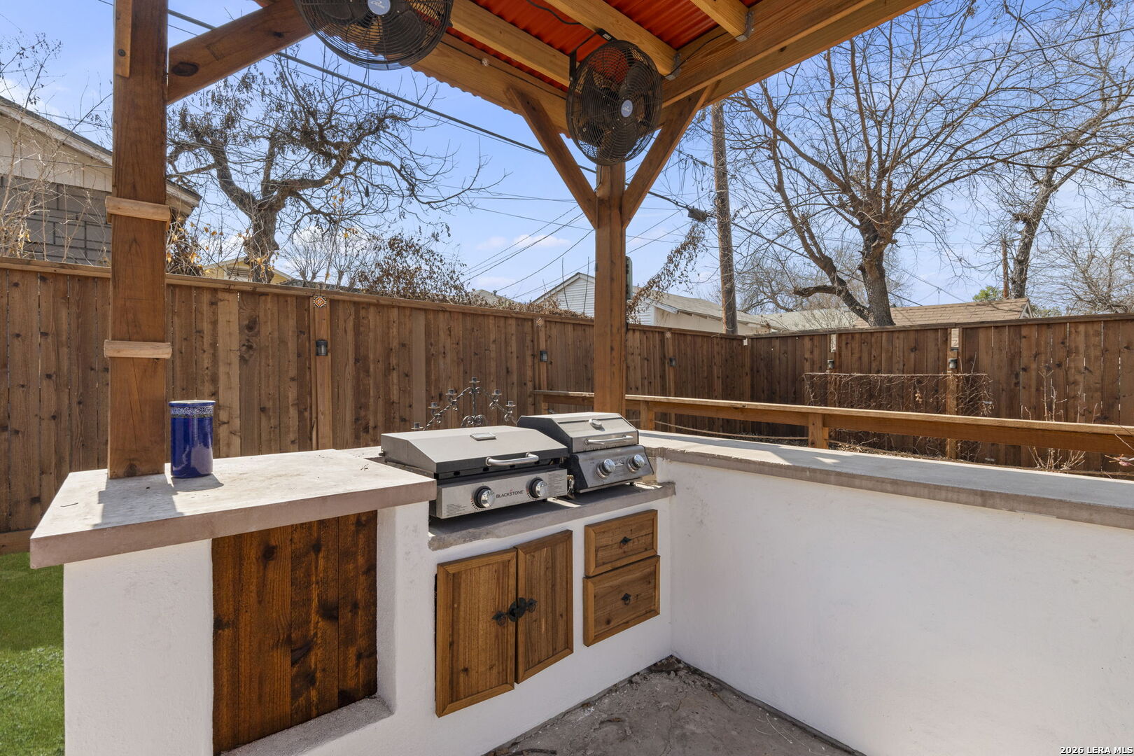 1526 Schley