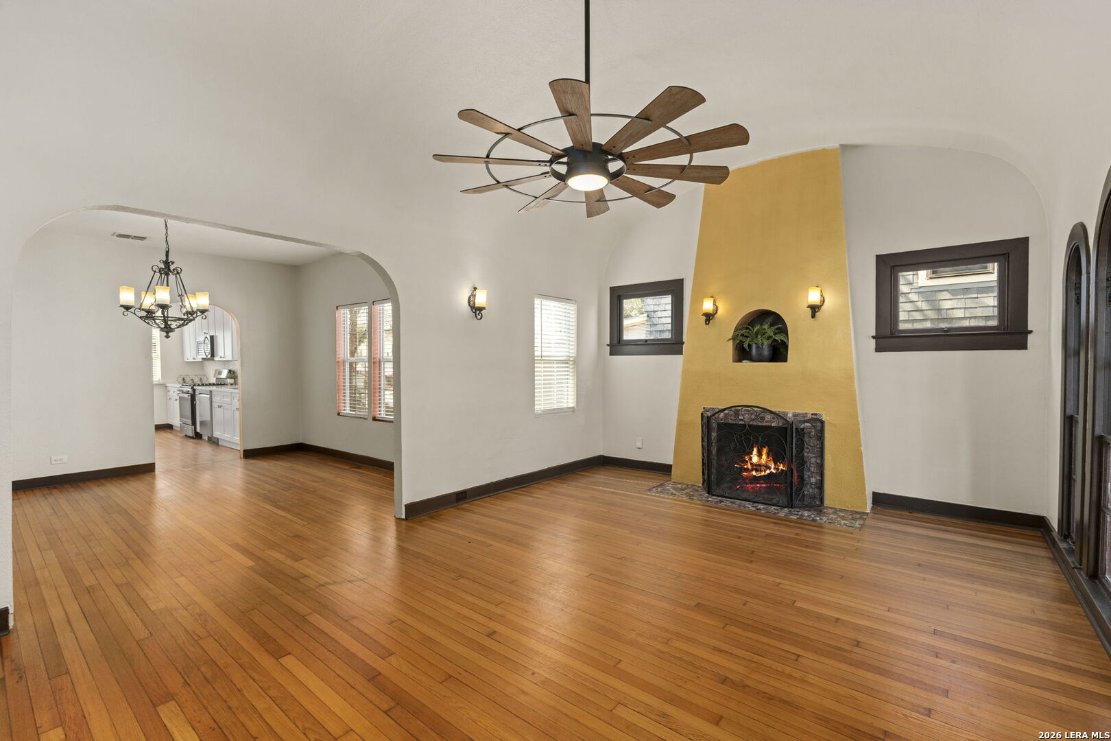 1526 Schley