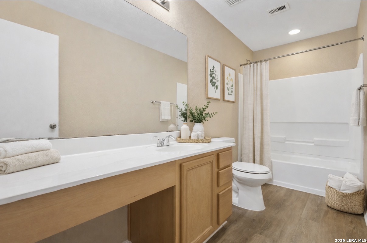 10707 Terrace Crest