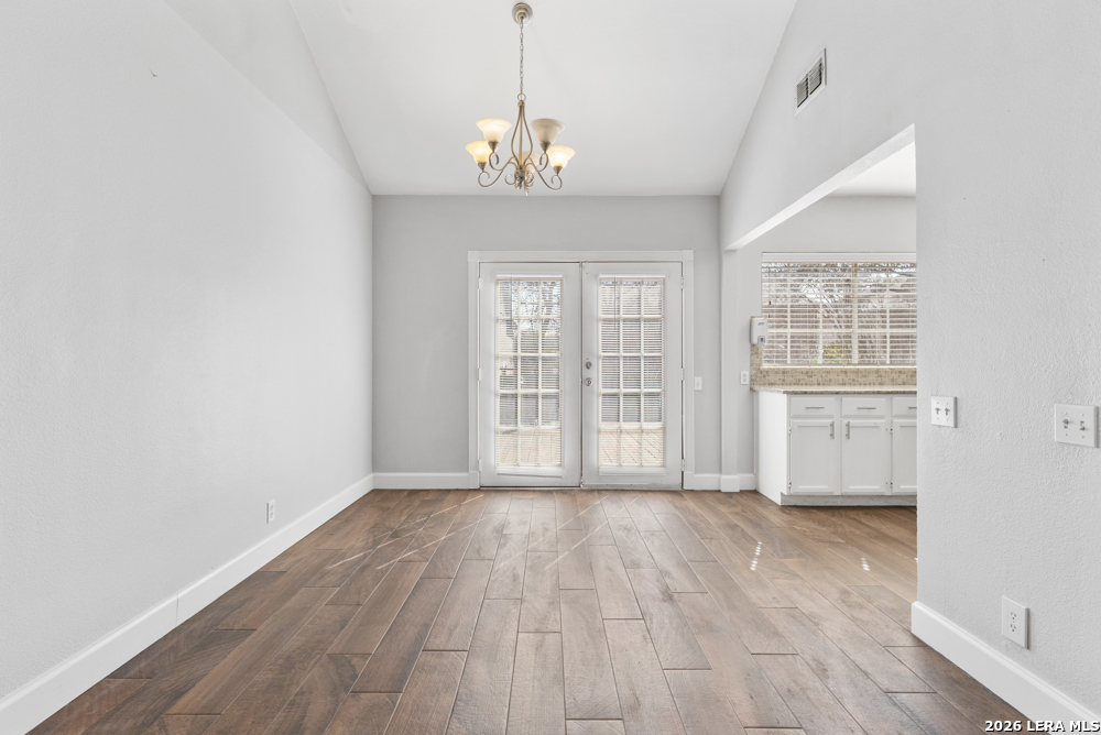 9135 Rue De Lis