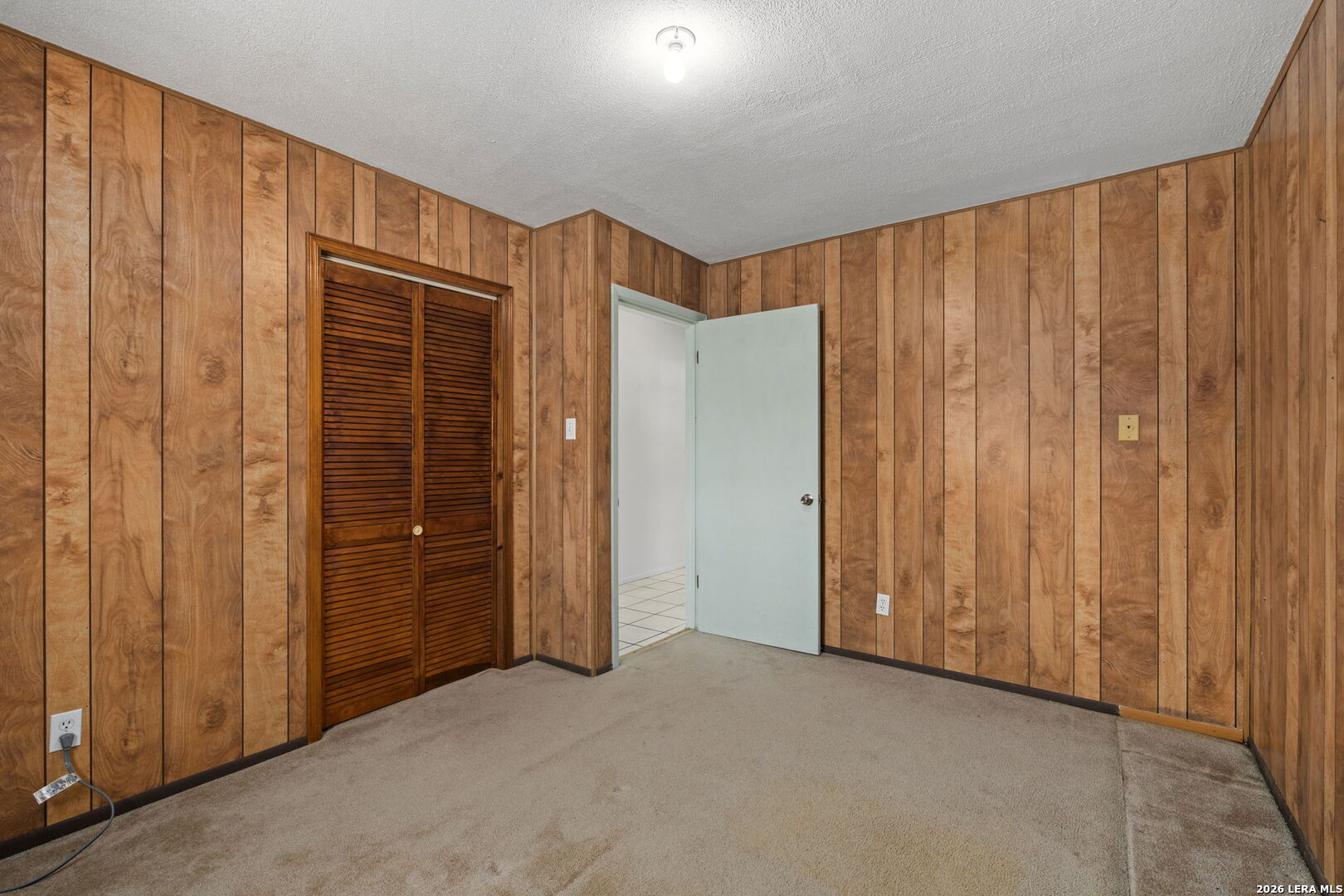 105 East St