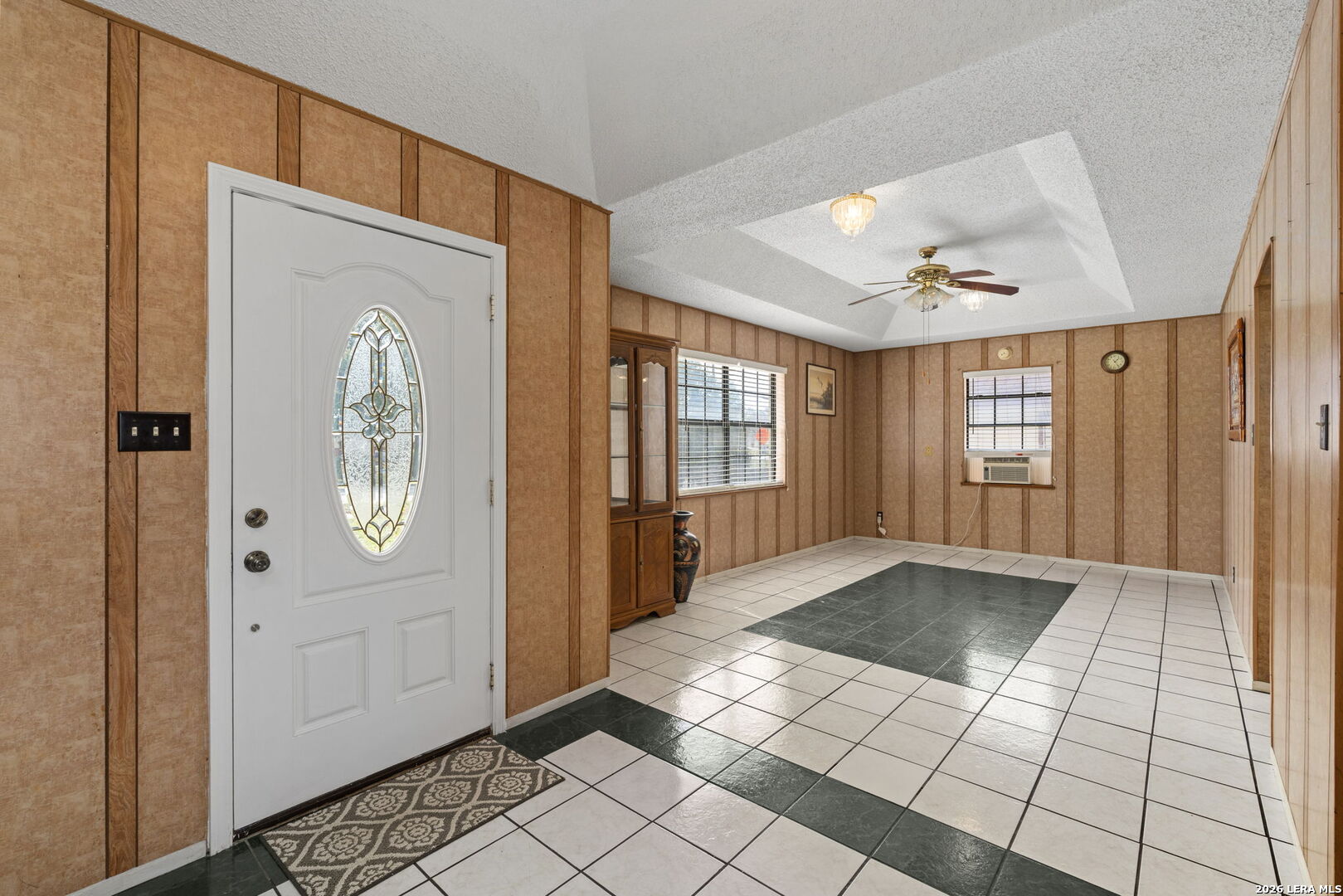 105 East St