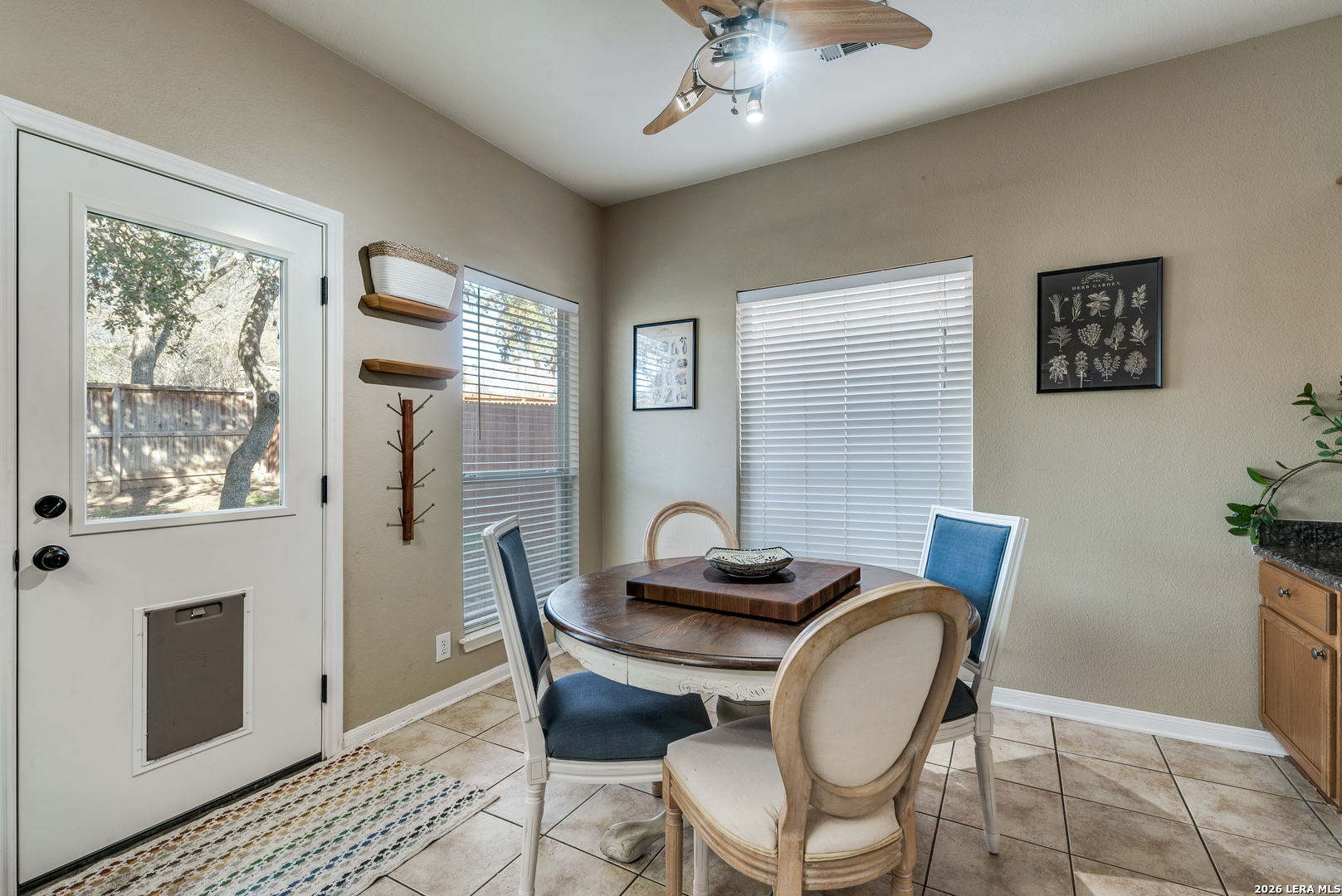 5 Summer Bluff
