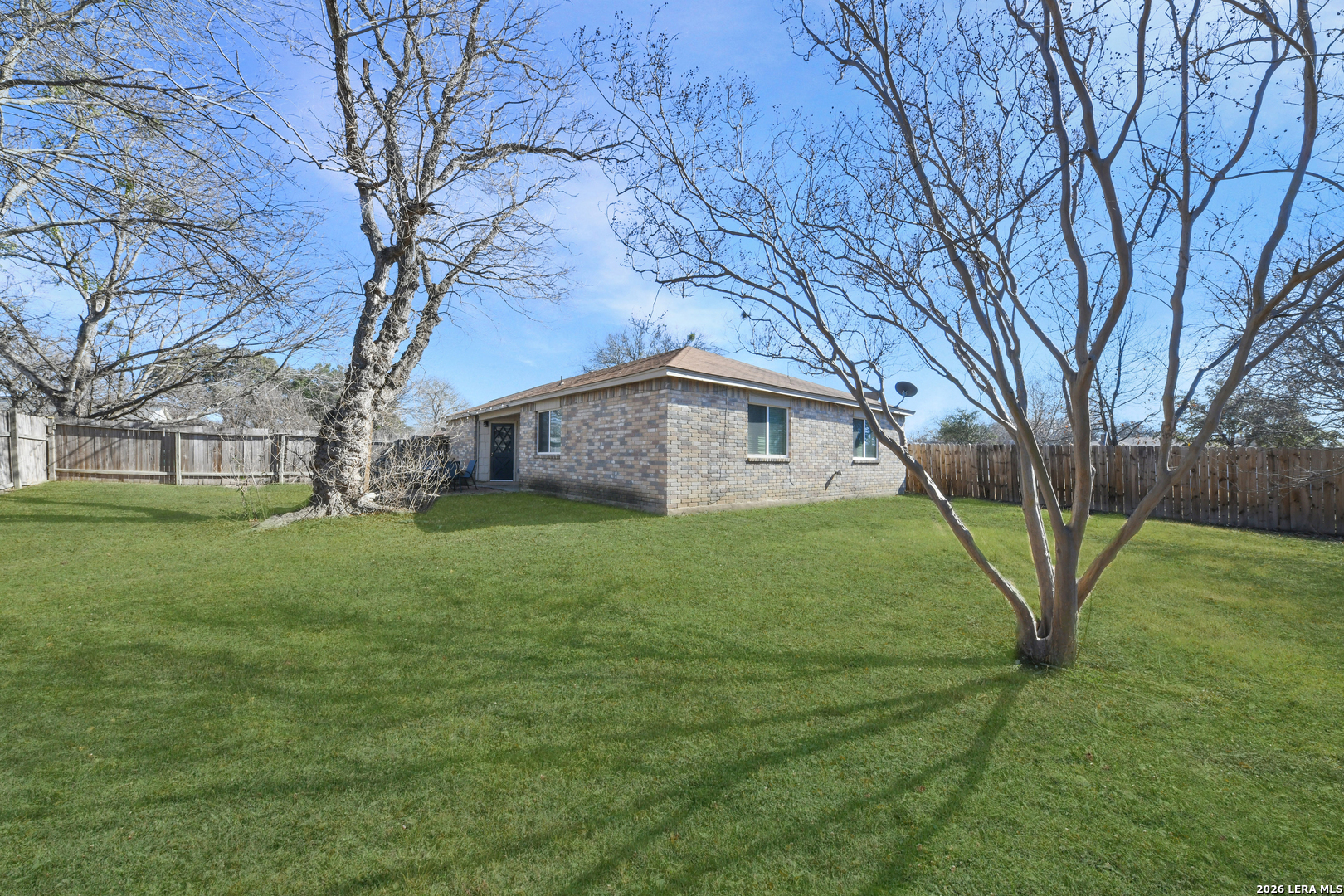 5607 Clearwood