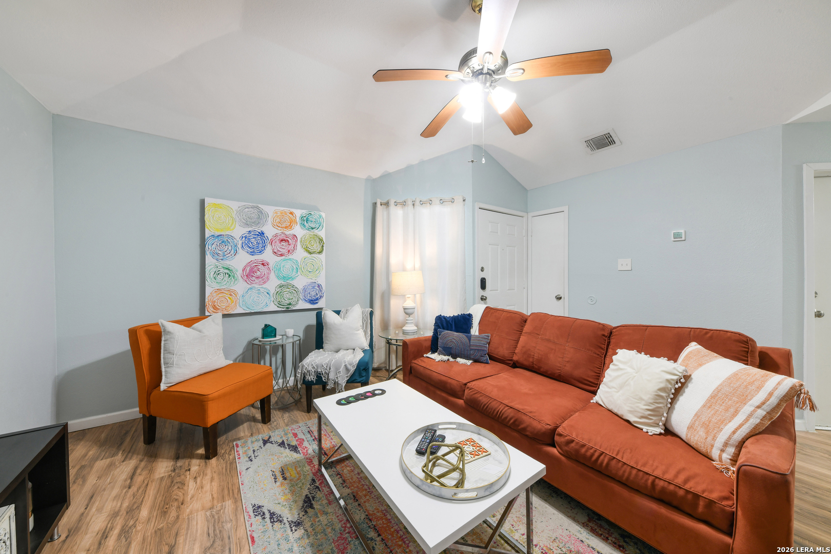 5607 Clearwood