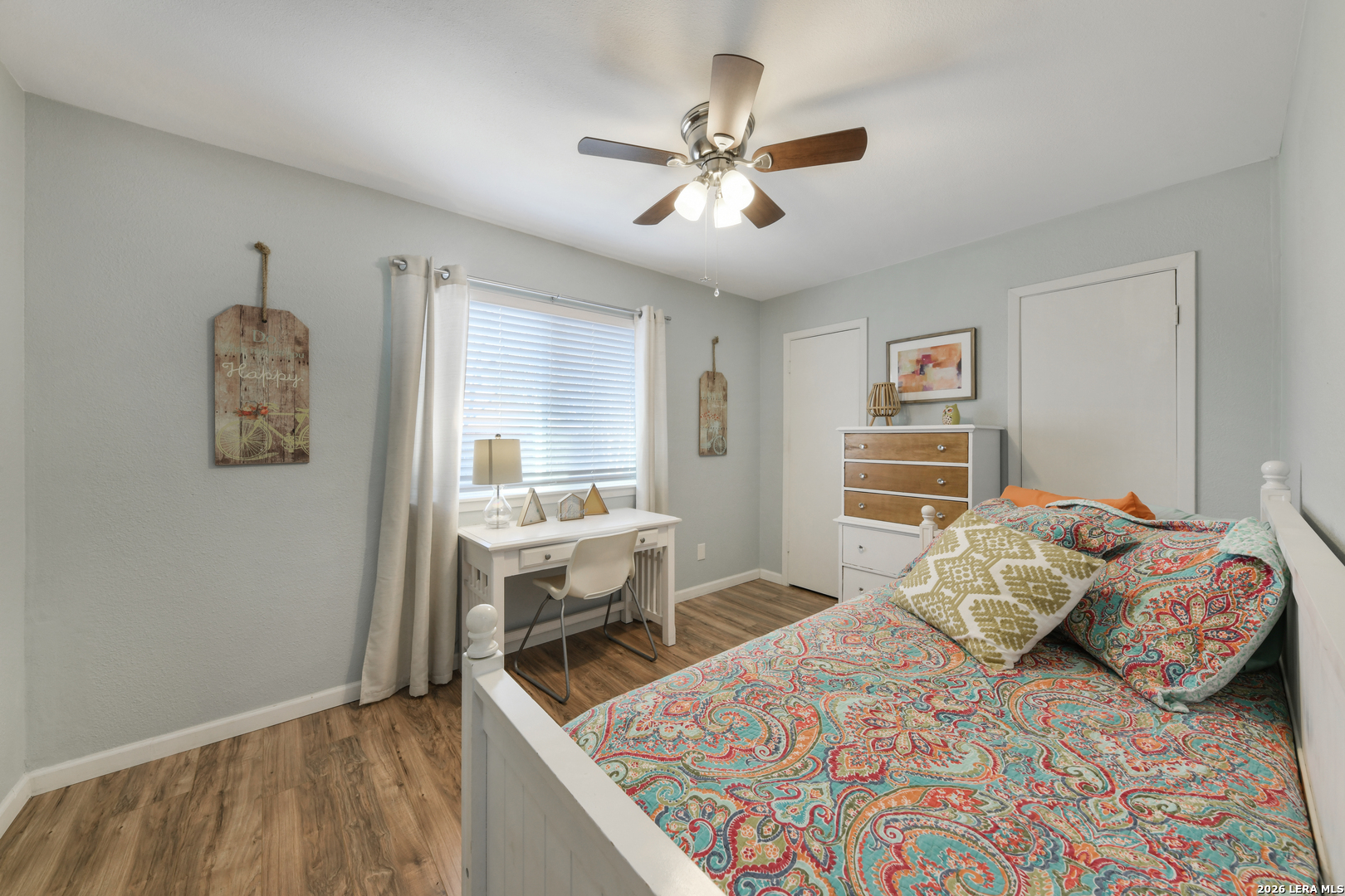 5607 Clearwood