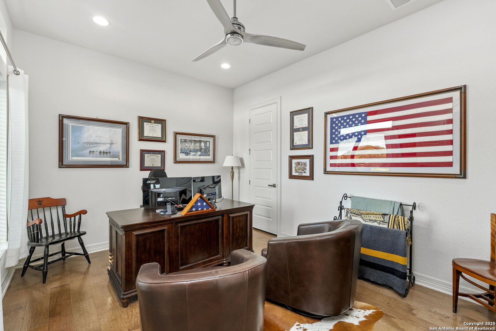 75 E Mariposa Parkway