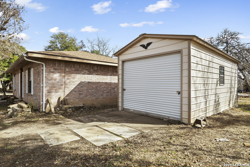 292 Montague