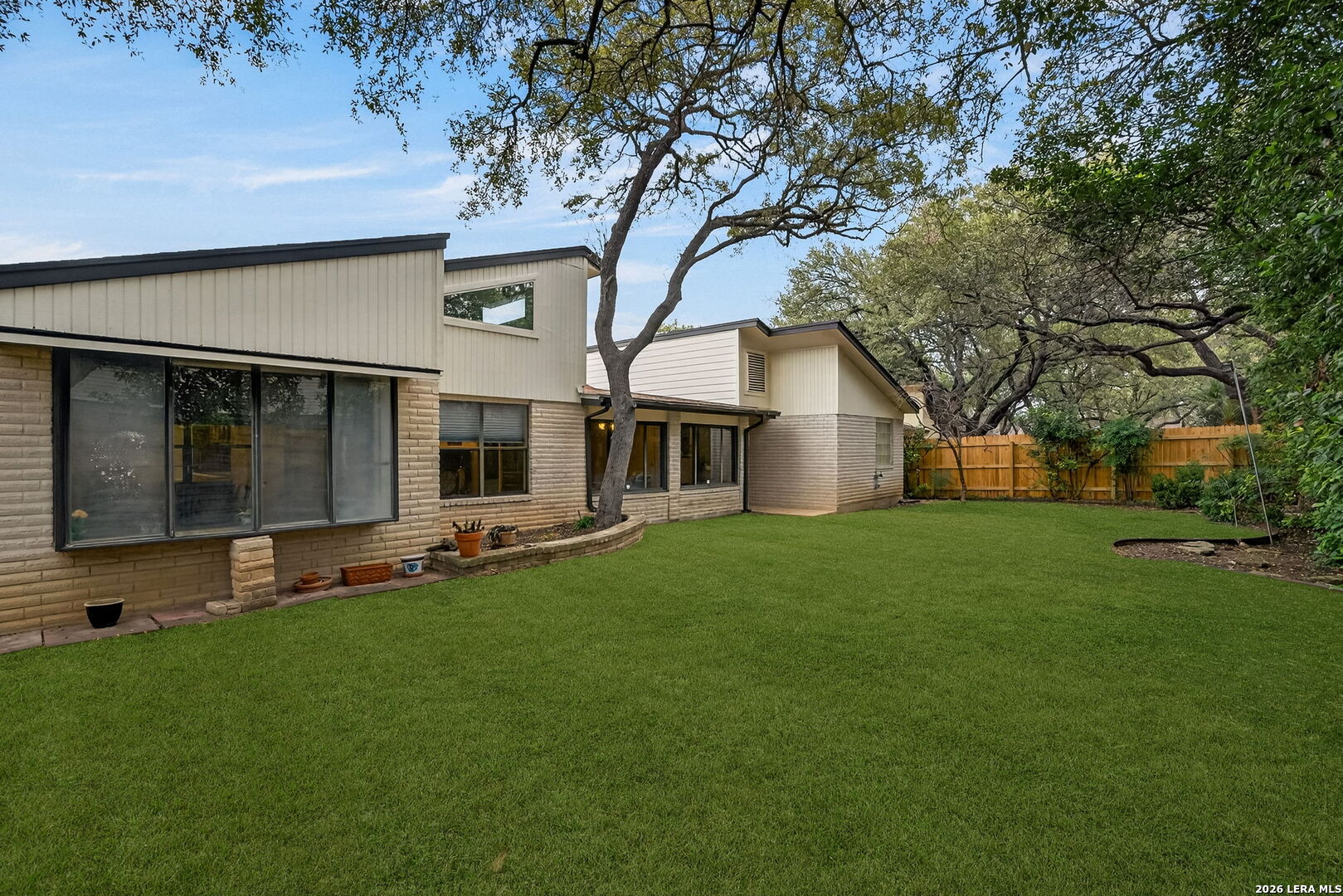 4610 Green Acres Woods