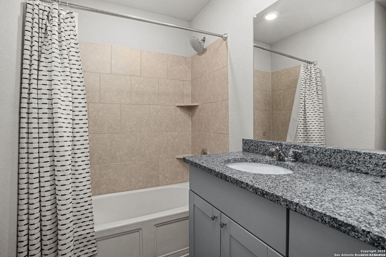 15046 Gelding Heights