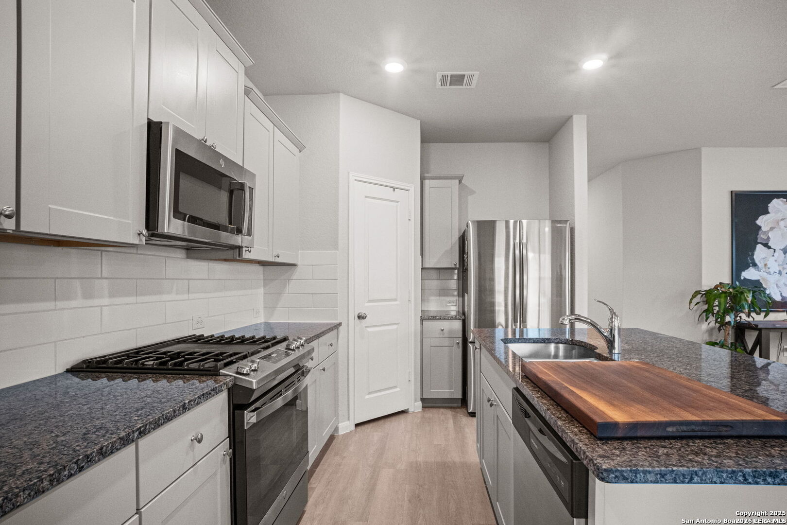 15046 Gelding Heights